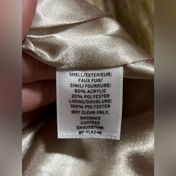 NWOT Something Navy Faux Fur Short Jacket Coat Fall Winter Luxurious SOFT - Picture 8 of 10